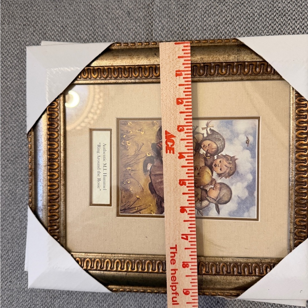 vintage framed prints featuring classic artwork based on the Hummel designs - Picture 6 of 7